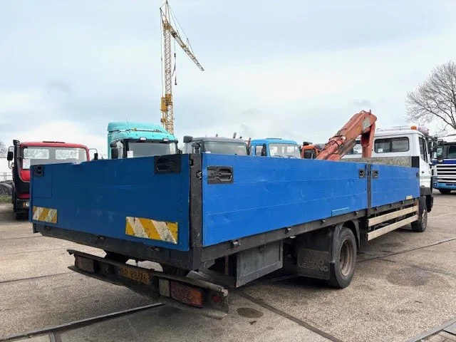 Mercedes-Benz 914 K (ORIGINAL DUTCH) WITH OPEN BOX & HIAB 650 CRANE (6-CILINDER / FULL STEEL SUSPENSION / MANUAL GEARBOX) - Kraanwagen: afbeelding 3 Mercedes-Benz 914 K (ORIGINAL DUTCH) WITH OPEN BOX & HIAB 650 CRANE (6-CILINDER / FULL STEEL SUSPENSION / MANUAL GEARBOX) - Kraanwagen: afbeelding 3