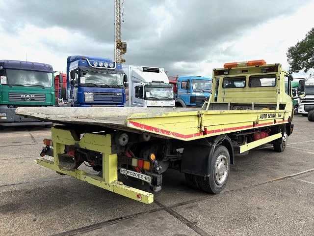 Mercedes-Benz LK 817 AUTO TRANSPORTER (6-CILINDER / FULL STEEL SUSPENSION / MANUAL GEARBOX / WINCH / ETC.) - Autovrachtwagen vrachtwagen: afbeelding 3 Mercedes-Benz LK 817 AUTO TRANSPORTER (6-CILINDER / FULL STEEL SUSPENSION / MANUAL GEARBOX / WINCH / ETC.) - Autovrachtwagen vrachtwagen: afbeelding 3