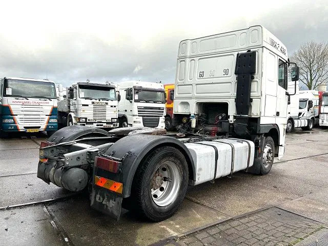 DAF 95.430 XF SPACECAB (EURO 3 / ZF16 MANUAL GEARBOX / ZF-INTARDER / AIRCONDITIONING) - Trekker: afbeelding 3 DAF 95.430 XF SPACECAB (EURO 3 / ZF16 MANUAL GEARBOX / ZF-INTARDER / AIRCONDITIONING) - Trekker: afbeelding 3