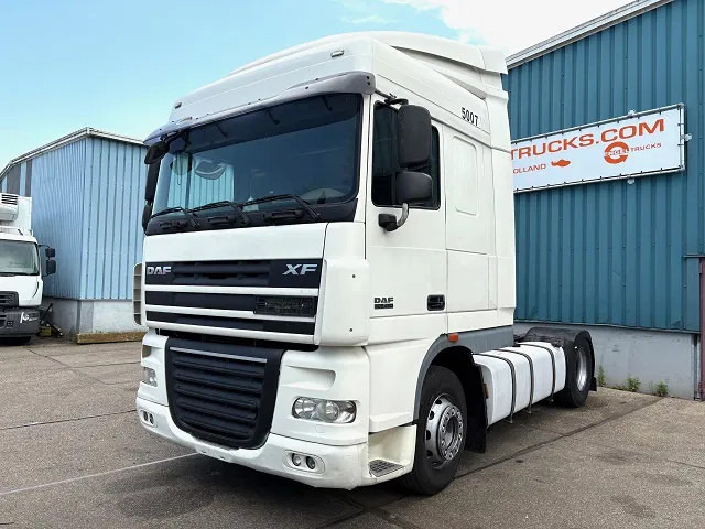 DAF XF 105.460 SPACECAB (4 IDENTICAL UNITS AVAILBLE) (ZF16 MANUAL GEARBOX / MX-BRAKE / 870+430 LITER TANK / FRIDGE / AIRCONDITIONING - Trekker: afbeelding 1 DAF XF 105.460 SPACECAB (4 IDENTICAL UNITS AVAILBLE) (ZF16 MANUAL GEARBOX / MX-BRAKE / 870+430 LITER TANK / FRIDGE / AIRCONDITIONING - Trekker: afbeelding 1