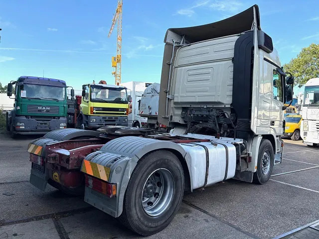 Mercedes-Benz Actros 1846 LS (MP2) (EPS WITH CLUTCH (3 PEDALS) / RETARDER / AIRCONDITIONING / ETC) - Trekker: afbeelding 3 Mercedes-Benz Actros 1846 LS (MP2) (EPS WITH CLUTCH (3 PEDALS) / RETARDER / AIRCONDITIONING / ETC) - Trekker: afbeelding 3