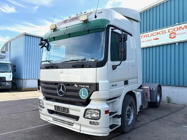 Mercedes-Benz Actros 1846 LS (MP2) (EPS WITH CLUTCH (3 PEDALS) / RETARDER / AIRCONDITIONING / ETC) - Trekker: afbeelding 1 Mercedes-Benz Actros 1846 LS (MP2) (EPS WITH CLUTCH (3 PEDALS) / RETARDER / AIRCONDITIONING / ETC) - Trekker: afbeelding 1