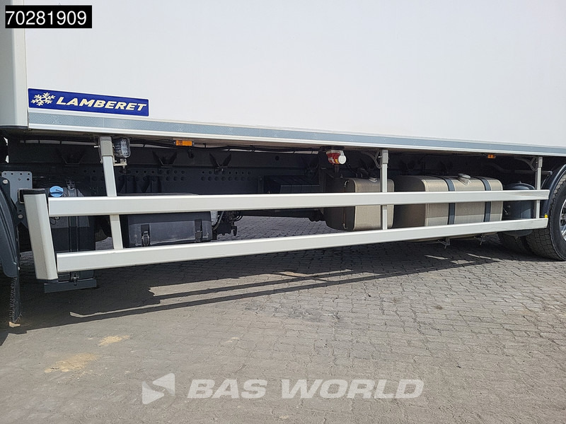 DAF CF 300 4X2 20.5tonner Carrier Supra 1250 Lamberet ladebordwand ACC Euro 6 - Koelwagen vrachtwagen: afbeelding 2 DAF CF 300 4X2 20.5tonner Carrier Supra 1250 Lamberet ladebordwand ACC Euro 6 - Koelwagen vrachtwagen: afbeelding 2
