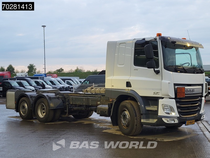 DAF CF 370 6X2 Chassis Lift+steering Axle Automatic ACC Euro 6 - Chassis vrachtwagen: afbeelding 3 DAF CF 370 6X2 Chassis Lift+steering Axle Automatic ACC Euro 6 - Chassis vrachtwagen: afbeelding 3