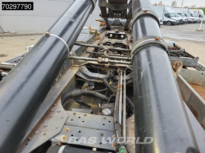 DAF CF 440 6X2 HYVA 22-60-S Hooklift Lift Axle Automatic ACC Euro 6 - Haakarmsysteem vrachtwagen: afbeelding 5 DAF CF 440 6X2 HYVA 22-60-S Hooklift Lift Axle Automatic ACC Euro 6 - Haakarmsysteem vrachtwagen: afbeelding 5