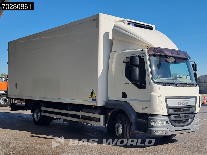 DAF LF 260 4X2 Carrier Xarios 600 cooler Manual ACC Euro 6 - Koelwagen vrachtwagen: afbeelding 3 DAF LF 260 4X2 Carrier Xarios 600 cooler Manual ACC Euro 6 - Koelwagen vrachtwagen: afbeelding 3