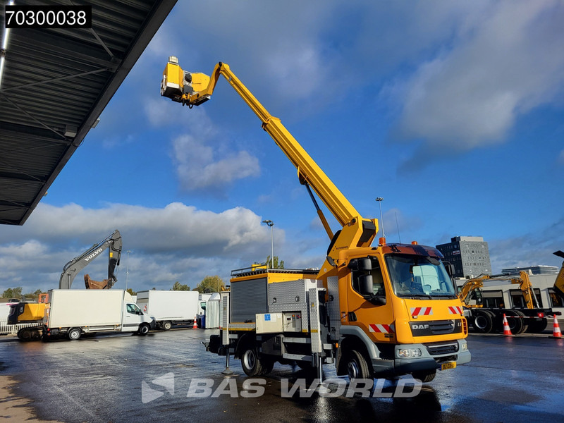 DAF LF45.180 LF 4X2 NL-Truck Ruthmann 18mtr Aerial platform Hubarbeitsbühne Automatic Euro 5 - Kraanwagen: afbeelding 3 DAF LF45.180 LF 4X2 NL-Truck Ruthmann 18mtr Aerial platform Hubarbeitsbühne Automatic Euro 5 - Kraanwagen: afbeelding 3