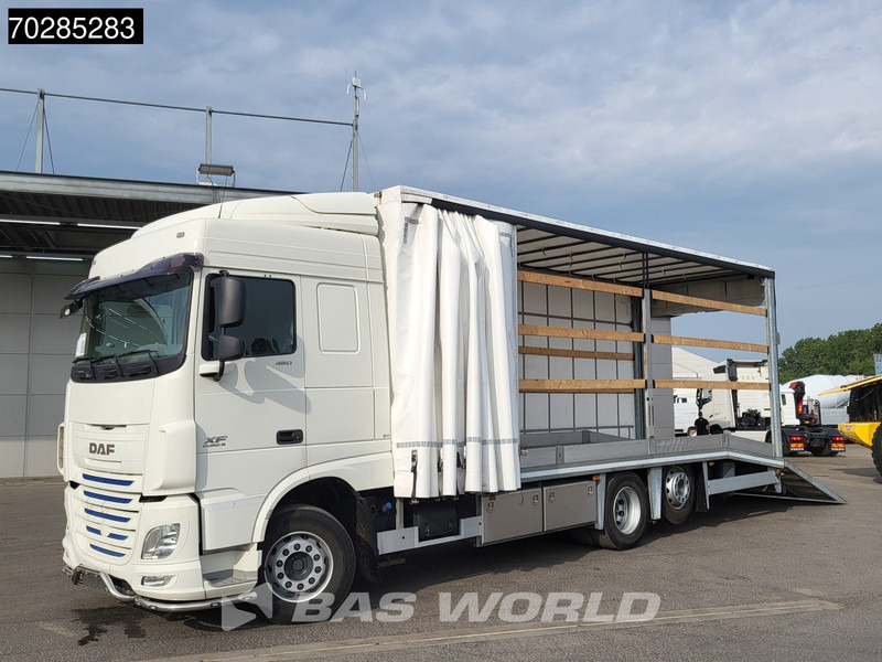 DAF XF 460 6X2 Machine Transporter hydraulic ramp Retarder Lift+Lenkasche Euro 6 - Autovrachtwagen vrachtwagen: afbeelding 1 DAF XF 460 6X2 Machine Transporter hydraulic ramp Retarder Lift+Lenkasche Euro 6 - Autovrachtwagen vrachtwagen: afbeelding 1