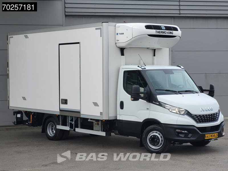 Iveco Daily 72C21 3.0L Koelwagen Laadklep Thermo King T-600R 380V Luchtvering Koelwagen Airco Cruise Camera Koeler Koel Kühlwagen 28m3 A/C C - Koelwagen: afbeelding 5 Iveco Daily 72C21 3.0L Koelwagen Laadklep Thermo King T-600R 380V Luchtvering Koelwagen Airco Cruise Camera Koeler Koel Kühlwagen 28m3 A/C C - Koelwagen: afbeelding 5