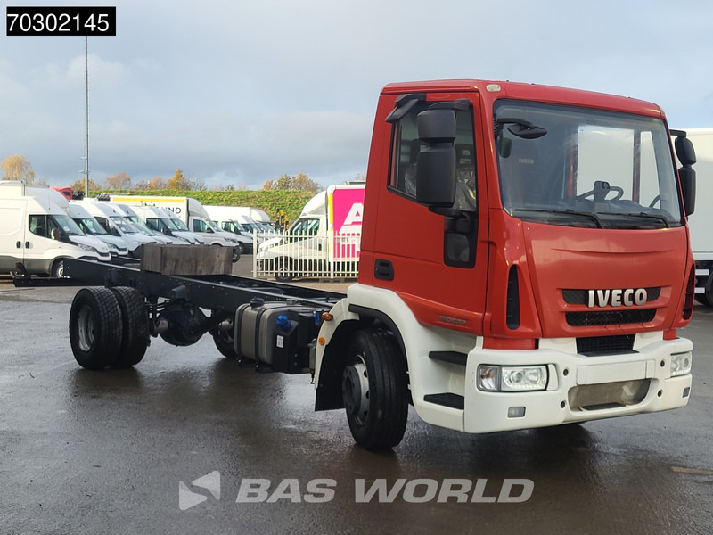 Iveco Eurocargo 160E320 4X2 NEW! 16T chassis 2016 production Euro 6 - Chassis vrachtwagen: afbeelding 3 Iveco Eurocargo 160E320 4X2 NEW! 16T chassis 2016 production Euro 6 - Chassis vrachtwagen: afbeelding 3