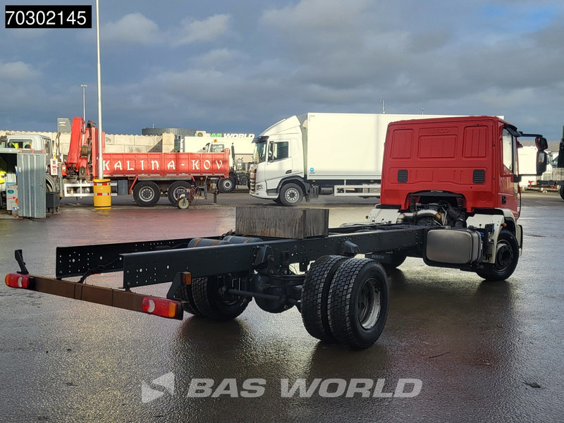 Iveco Eurocargo 160E320 4X2 NEW! 16T chassis 2016 production Euro 6 - Chassis vrachtwagen: afbeelding 5 Iveco Eurocargo 160E320 4X2 NEW! 16T chassis 2016 production Euro 6 - Chassis vrachtwagen: afbeelding 5