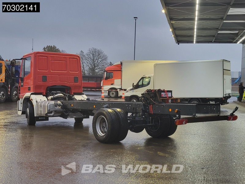 Iveco Eurocargo 160E320 4X2 NEW! 16T chassis 2016 production Euro 6 - Chassis vrachtwagen: afbeelding 2 Iveco Eurocargo 160E320 4X2 NEW! 16T chassis 2016 production Euro 6 - Chassis vrachtwagen: afbeelding 2