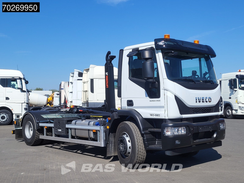Iveco Eurocargo 180E320 4X2 NEW! 14tons Hiab Multilift ULT14S51 ACC Euro 6 - Haakarmsysteem vrachtwagen: afbeelding 3 Iveco Eurocargo 180E320 4X2 NEW! 14tons Hiab Multilift ULT14S51 ACC Euro 6 - Haakarmsysteem vrachtwagen: afbeelding 3