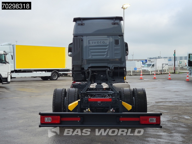 Iveco S-Way 460 4X2 NEW! Chassis FULL AIR ACC LED Euro 6 - Chassis vrachtwagen: afbeelding 3 Iveco S-Way 460 4X2 NEW! Chassis FULL AIR ACC LED Euro 6 - Chassis vrachtwagen: afbeelding 3