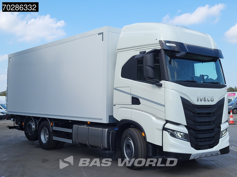 Iveco S-Way 490 6X2 NEW! 2000kg Ladebordwand Retarder Lift+Steering-Axle Navi LED - Bakwagen: afbeelding 3 Iveco S-Way 490 6X2 NEW! 2000kg Ladebordwand Retarder Lift+Steering-Axle Navi LED - Bakwagen: afbeelding 3