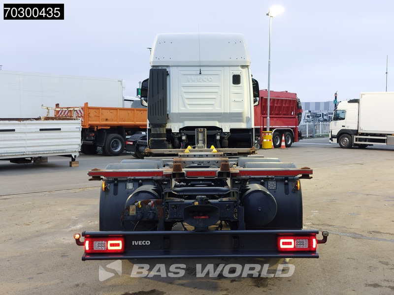 Iveco S-Way 510 6X2 BDF Retarder Air suspension Lift-Axle Automatic Euro 6 - Containertransporter/ Wissellaadbak vrachtwagen: afbeelding 3 Iveco S-Way 510 6X2 BDF Retarder Air suspension Lift-Axle Automatic Euro 6 - Containertransporter/ Wissellaadbak vrachtwagen: afbeelding 3