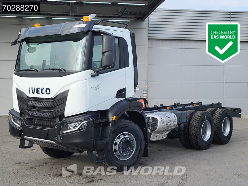 Iveco X-Way 460 6X4 NEW chassis Retarder Big-Axle Full Steel Navi Euro 6 - Chassis vrachtwagen: afbeelding 1 Iveco X-Way 460 6X4 NEW chassis Retarder Big-Axle Full Steel Navi Euro 6 - Chassis vrachtwagen: afbeelding 1