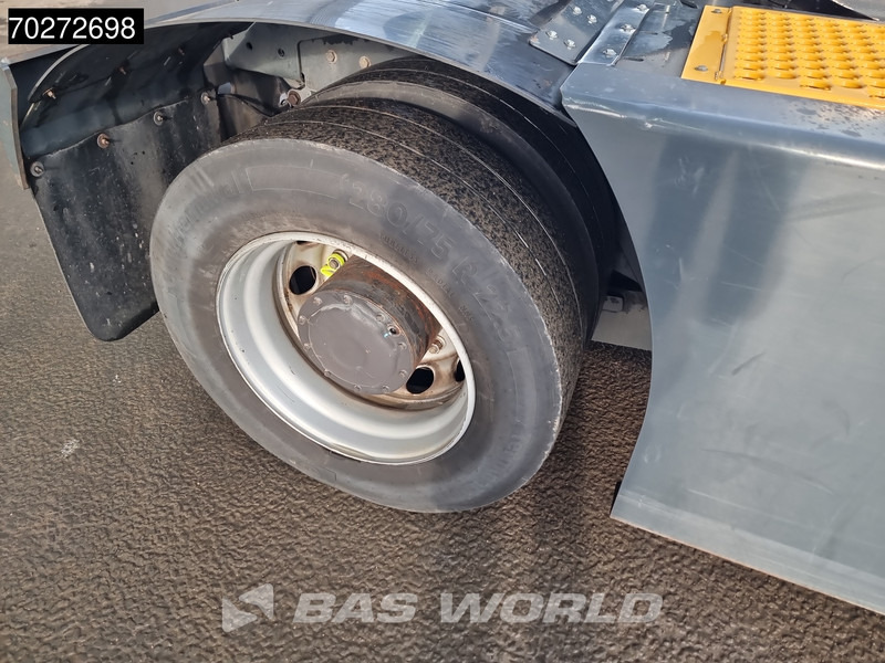 Kalmar T2 4X2 Big-Axle Drumbrakes Hydraulik Hebesattel - Terminal trekker: afbeelding 5 Kalmar T2 4X2 Big-Axle Drumbrakes Hydraulik Hebesattel - Terminal trekker: afbeelding 5