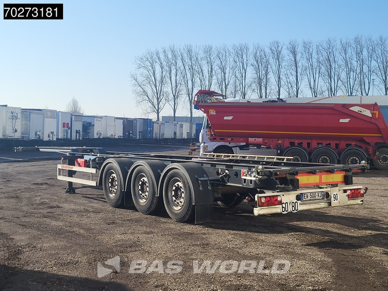 Kässbohrer Multi 3 axles - Containertransporter/ Wissellaadbak oplegger: afbeelding 2 Kässbohrer Multi 3 axles - Containertransporter/ Wissellaadbak oplegger: afbeelding 2