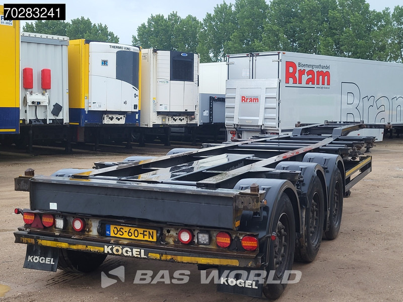 Kögel S24-2 TUV 03/26 2x20ft 1x30ft 1x40ft SAF - Containertransporter/ Wissellaadbak oplegger: afbeelding 5 Kögel S24-2 TUV 03/26 2x20ft 1x30ft 1x40ft SAF - Containertransporter/ Wissellaadbak oplegger: afbeelding 5