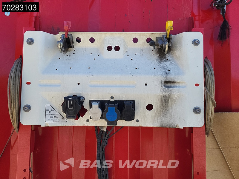 Krone SD 3 axles Liftachse Mega Hubdach - Schuifzeiloplegger: afbeelding 3 Krone SD 3 axles Liftachse Mega Hubdach - Schuifzeiloplegger: afbeelding 3