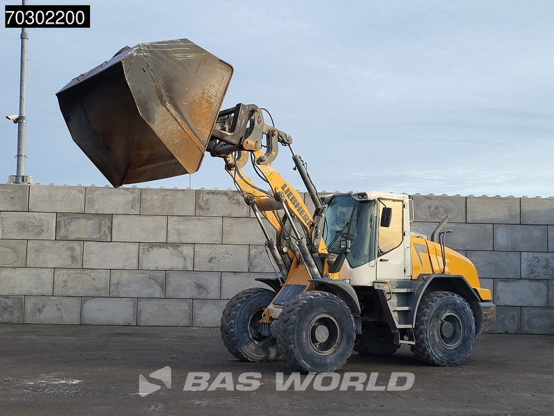 Liebherr L538 High Tip Bucket - Wiellader: afbeelding 3 Liebherr L538 High Tip Bucket - Wiellader: afbeelding 3