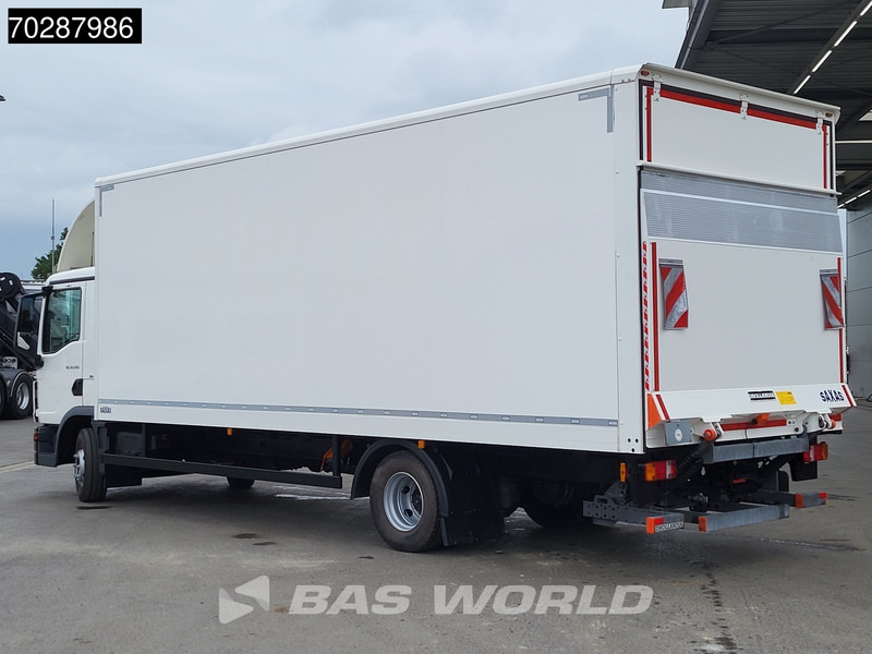 MAN TGL 12.250 4X2 12tonner LOW Mileage 1500kg Ladebordwand Automatic Euro 6 - Bakwagen: afbeelding 2 MAN TGL 12.250 4X2 12tonner LOW Mileage 1500kg Ladebordwand Automatic Euro 6 - Bakwagen: afbeelding 2