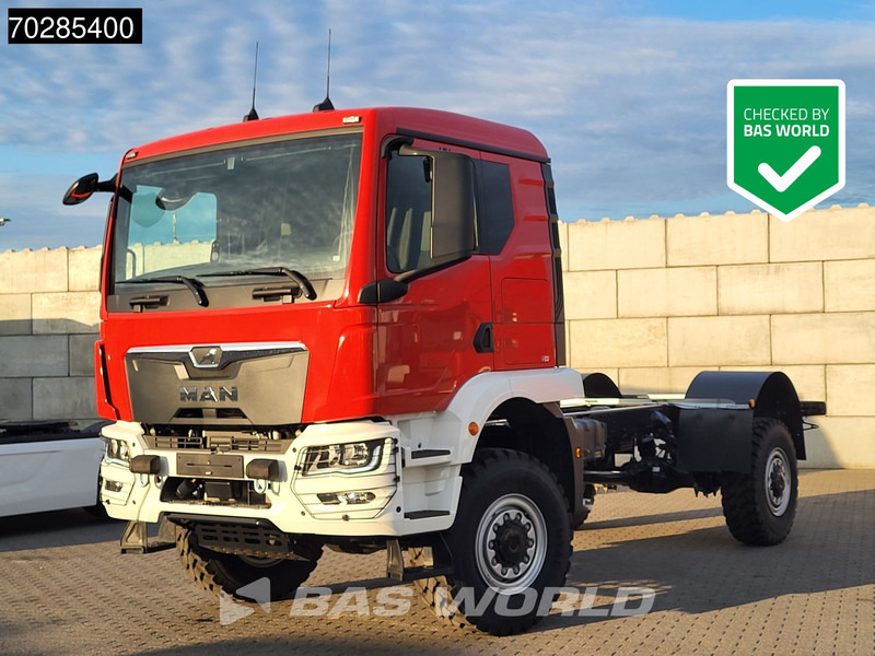 MAN TGM 18.250 4X4 New! Steelsuspension Big-Axle Automatic Euro 6 - Chassis vrachtwagen: afbeelding 1 MAN TGM 18.250 4X4 New! Steelsuspension Big-Axle Automatic Euro 6 - Chassis vrachtwagen: afbeelding 1