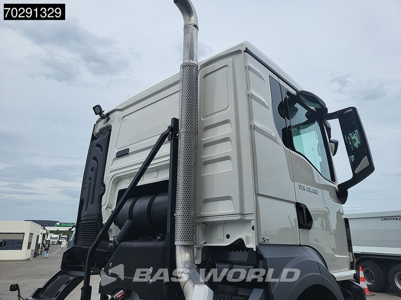 MAN TGS 40.400 6X4 NEW 6x4 chassis PTO Preparation Steelsuspension Big-Axle Automatic Euro 2 - Chassis vrachtwagen: afbeelding 3 MAN TGS 40.400 6X4 NEW 6x4 chassis PTO Preparation Steelsuspension Big-Axle Automatic Euro 2 - Chassis vrachtwagen: afbeelding 3