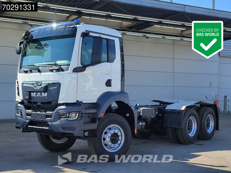 MAN TGS 40.400 6X4 New! Steelsuspension Big-Axle Automatic Euro 2 - Chassis vrachtwagen: afbeelding 1 MAN TGS 40.400 6X4 New! Steelsuspension Big-Axle Automatic Euro 2 - Chassis vrachtwagen: afbeelding 1