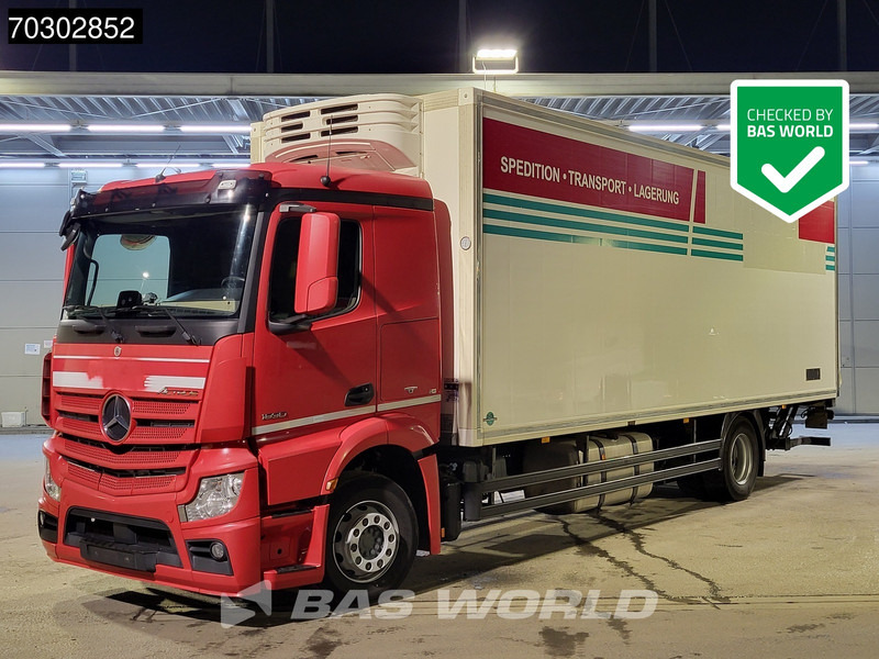 Mercedes-Benz Actros 1830 4X2 Mitsubishi 7C cooler 1500kg Ladebordwand Automatic Euro 6 - Koelwagen vrachtwagen: afbeelding 1 Mercedes-Benz Actros 1830 4X2 Mitsubishi 7C cooler 1500kg Ladebordwand Automatic Euro 6 - Koelwagen vrachtwagen: afbeelding 1