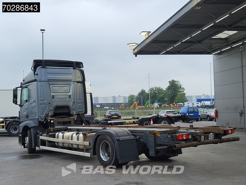 Mercedes-Benz Actros 1843 4X2 BDF 2xTanks Automatic Euro 6 - Containertransporter/ Wissellaadbak vrachtwagen: afbeelding 2 Mercedes-Benz Actros 1843 4X2 BDF 2xTanks Automatic Euro 6 - Containertransporter/ Wissellaadbak vrachtwagen: afbeelding 2