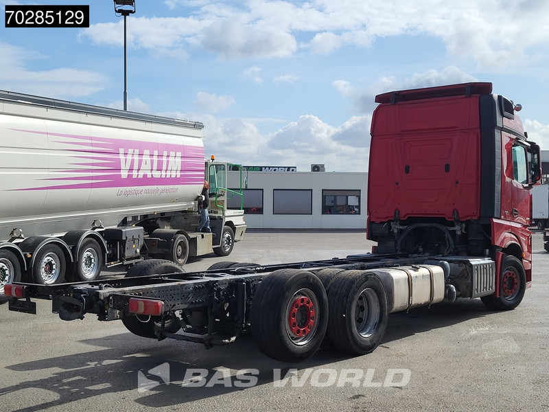 Mercedes-Benz Actros 2548 Actros 6X2 BigSpace Retarder PTO Liftachse Xenon ACC Navi Euro 6 - Chassis vrachtwagen: afbeelding 5 Mercedes-Benz Actros 2548 Actros 6X2 BigSpace Retarder PTO Liftachse Xenon ACC Navi Euro 6 - Chassis vrachtwagen: afbeelding 5