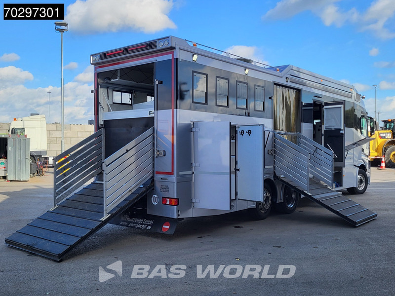 Mercedes-Benz Actros 2551 6X2 Pferdetransport Horse truck + Living Standairco Navi ACC Automatic Euro 6 - Paardenvrachtwagen: afbeelding 5 Mercedes-Benz Actros 2551 6X2 Pferdetransport Horse truck + Living Standairco Navi ACC Automatic Euro 6 - Paardenvrachtwagen: afbeelding 5