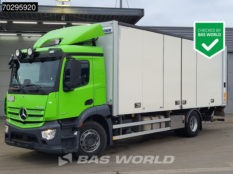 Mercedes-Benz Antos 1827 4X2 2000kg Ladebordwand Automatic Xenon Euro 6 - Bakwagen: afbeelding 1 Mercedes-Benz Antos 1827 4X2 2000kg Ladebordwand Automatic Xenon Euro 6 - Bakwagen: afbeelding 1