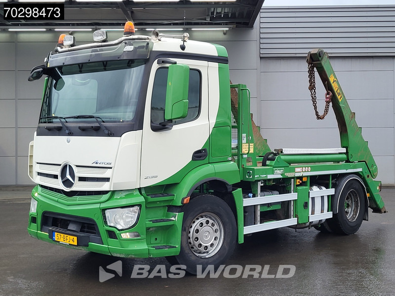 Mercedes-Benz Antos 2135 4X2 NL-Truck APK 14Tons Hyva Lift Skiploader Automatic Euro 6 - Portaalarmsysteem vrachtwagen: afbeelding 3 Mercedes-Benz Antos 2135 4X2 NL-Truck APK 14Tons Hyva Lift Skiploader Automatic Euro 6 - Portaalarmsysteem vrachtwagen: afbeelding 3