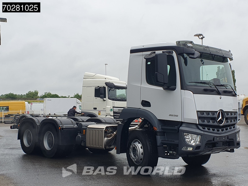 Mercedes-Benz Arocs 2636 6X4 NEW chassis Flywheel PTO Big-Axle Automatic Steelsuspension Euro 6 - Chassis vrachtwagen: afbeelding 3 Mercedes-Benz Arocs 2636 6X4 NEW chassis Flywheel PTO Big-Axle Automatic Steelsuspension Euro 6 - Chassis vrachtwagen: afbeelding 3