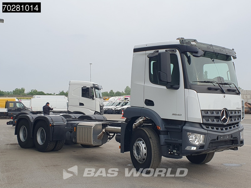 Mercedes-Benz Arocs 2640 6X4 NEW Chassis Big-Axle Automatic Euro 6 - Chassis vrachtwagen: afbeelding 3 Mercedes-Benz Arocs 2640 6X4 NEW Chassis Big-Axle Automatic Euro 6 - Chassis vrachtwagen: afbeelding 3