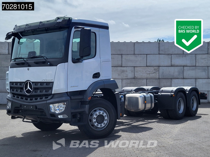 Mercedes-Benz Arocs 2640 6X4 NEW Chassis Big-Axle Automatic Steel suspension Euro 6 - Chassis vrachtwagen: afbeelding 1 Mercedes-Benz Arocs 2640 6X4 NEW Chassis Big-Axle Automatic Steel suspension Euro 6 - Chassis vrachtwagen: afbeelding 1