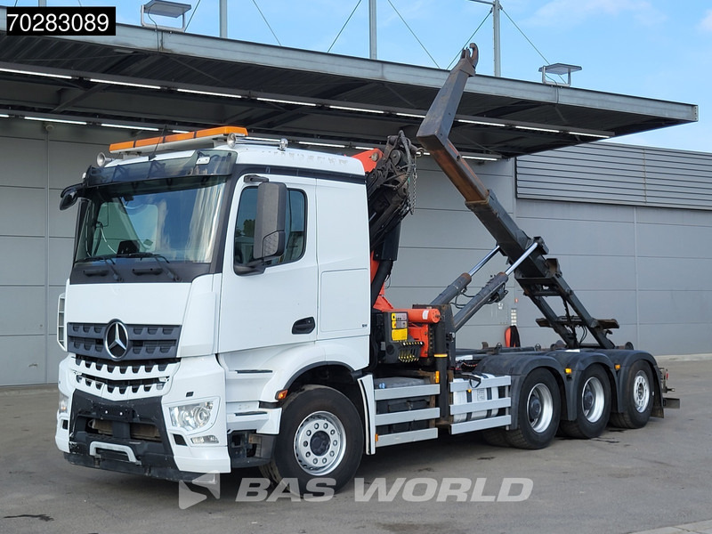 Mercedes-Benz Arocs 3245 Actros 8X4 Palfinger PK22002 EH Crane 17tons hooklift Big-Axle Lift+Lenkachse Navi Euro 6 - Haakarmsysteem vrachtwagen, Kraanwagen: afbeelding 5 Mercedes-Benz Arocs 3245 Actros 8X4 Palfinger PK22002 EH Crane 17tons hooklift Big-Axle Lift+Lenkachse Navi Euro 6 - Haakarmsysteem vrachtwagen, Kraanwagen: afbeelding 5