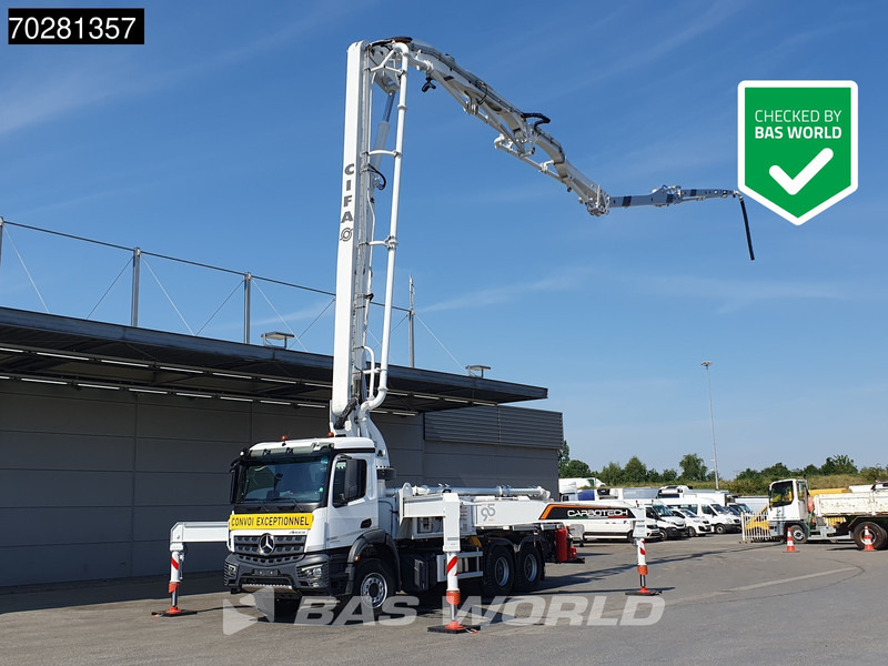 Mercedes-Benz Arocs 3343 6X4 CIFA K40H Carbotech Pump 5 arm Big-Axle Navi Euro 6 - Betonpomp: afbeelding 1 Mercedes-Benz Arocs 3343 6X4 CIFA K40H Carbotech Pump 5 arm Big-Axle Navi Euro 6 - Betonpomp: afbeelding 1