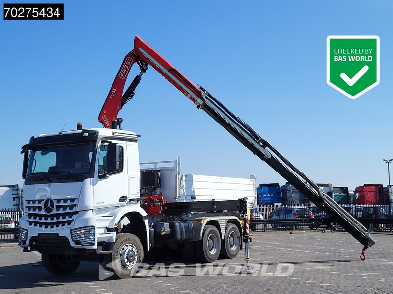 Mercedes-Benz Arocs 3348 6X6 Fassi F255A.2.24 xe-dynamic Kran Dreiseitenkipper Navi Euro 6 - Kipper vrachtwagen, Kraanwagen: afbeelding 1 Mercedes-Benz Arocs 3348 6X6 Fassi F255A.2.24 xe-dynamic Kran Dreiseitenkipper Navi Euro 6 - Kipper vrachtwagen, Kraanwagen: afbeelding 1