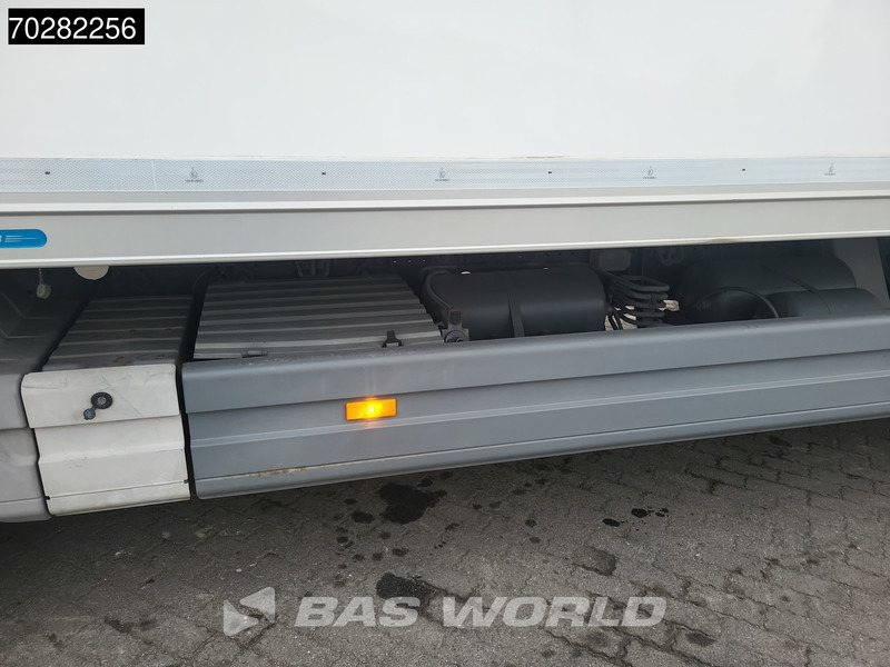 Koelwagen vrachtwagen Mercedes-Benz Atego 1324 4X2 13tonner Thermo-King T-1200R Manual 1500kg Tailgate Euro 5: afbeelding 19 Koelwagen vrachtwagen Mercedes-Benz Atego 1324 4X2 13tonner Thermo-King T-1200R Manual 1500kg Tailgate Euro 5: afbeelding 19