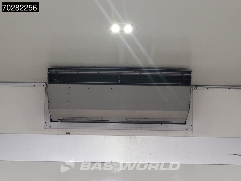 Koelwagen vrachtwagen Mercedes-Benz Atego 1324 4X2 13tonner Thermo-King T-1200R Manual 1500kg Tailgate Euro 5: afbeelding 18 Koelwagen vrachtwagen Mercedes-Benz Atego 1324 4X2 13tonner Thermo-King T-1200R Manual 1500kg Tailgate Euro 5: afbeelding 18