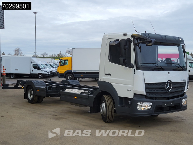 Mercedes-Benz Atego 816 Atego 4X2 LIKE NEW 8tons chassis Automatic PTO Euro 6 - Chassis vrachtwagen: afbeelding 3 Mercedes-Benz Atego 816 Atego 4X2 LIKE NEW 8tons chassis Automatic PTO Euro 6 - Chassis vrachtwagen: afbeelding 3