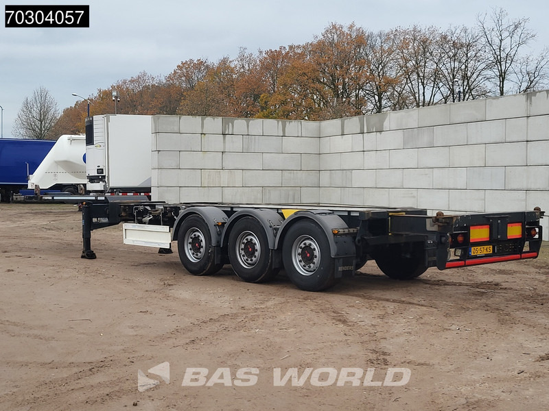 Renders 800 3 axles TUV 10/26 Multi 45'ft Lifting Axle - Containertransporter/ Wissellaadbak oplegger: afbeelding 3 Renders 800 3 axles TUV 10/26 Multi 45'ft Lifting Axle - Containertransporter/ Wissellaadbak oplegger: afbeelding 3