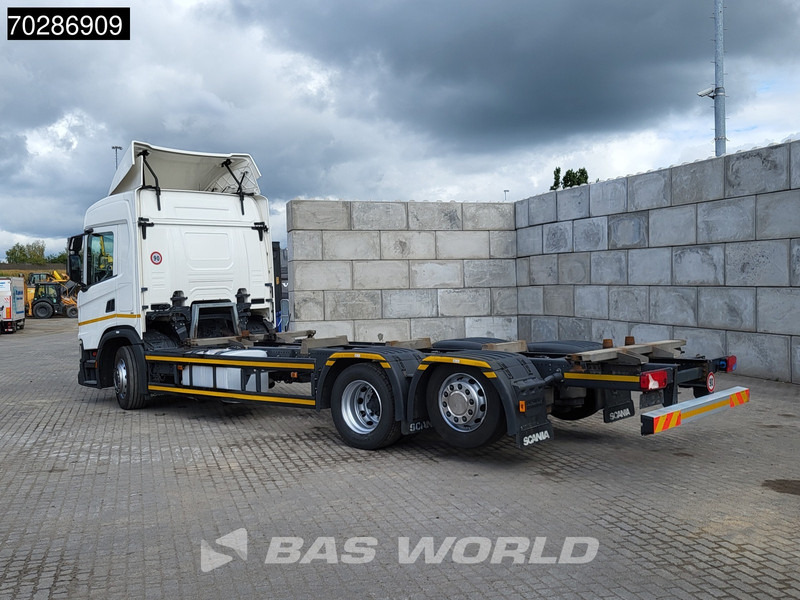 Scania G320 6X2 BDF Lift Axle Automatic Euro 6 - Containertransporter/ Wissellaadbak vrachtwagen: afbeelding 2 Scania G320 6X2 BDF Lift Axle Automatic Euro 6 - Containertransporter/ Wissellaadbak vrachtwagen: afbeelding 2