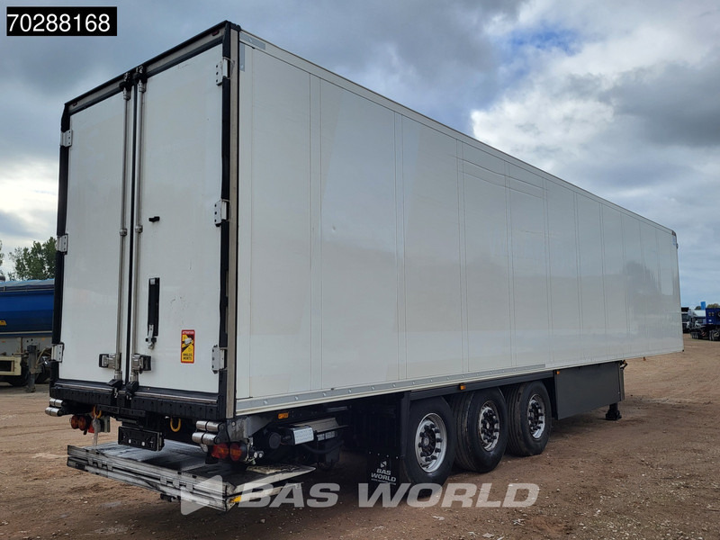 Schmitz Cargobull Carrier 3 axles Doppelverdampfer Tailgate Palettenkasten Blumenbreit LBW ATP-FRC - Koelwagen oplegger: afbeelding 5 Schmitz Cargobull Carrier 3 axles Doppelverdampfer Tailgate Palettenkasten Blumenbreit LBW ATP-FRC - Koelwagen oplegger: afbeelding 5
