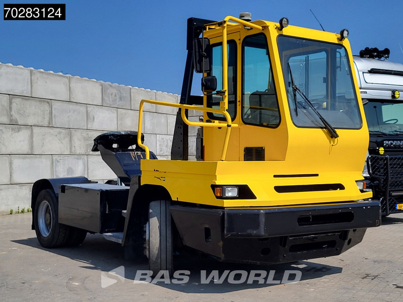Terberg TY222 YT222 4X2 NL-Truck Hydrauliek Euro 5 - Terminal trekker: afbeelding 3 Terberg TY222 YT222 4X2 NL-Truck Hydrauliek Euro 5 - Terminal trekker: afbeelding 3