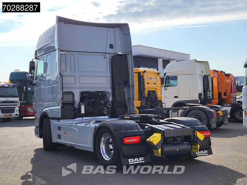 DAF XF 530 4X2 SSC ADR Standklima ACC 2x Tanks Navi Euro 6 - Trekker: afbeelding 2 DAF XF 530 4X2 SSC ADR Standklima ACC 2x Tanks Navi Euro 6 - Trekker: afbeelding 2